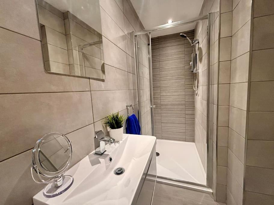 Teds Apartments-Town Centre-Apt2 Blackpool Extérieur photo